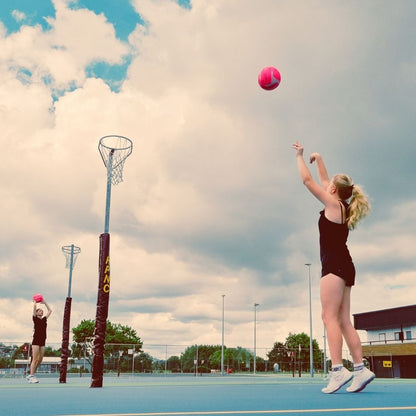 Netballers_Shooting_wearing_bamboo_shoot_socks
